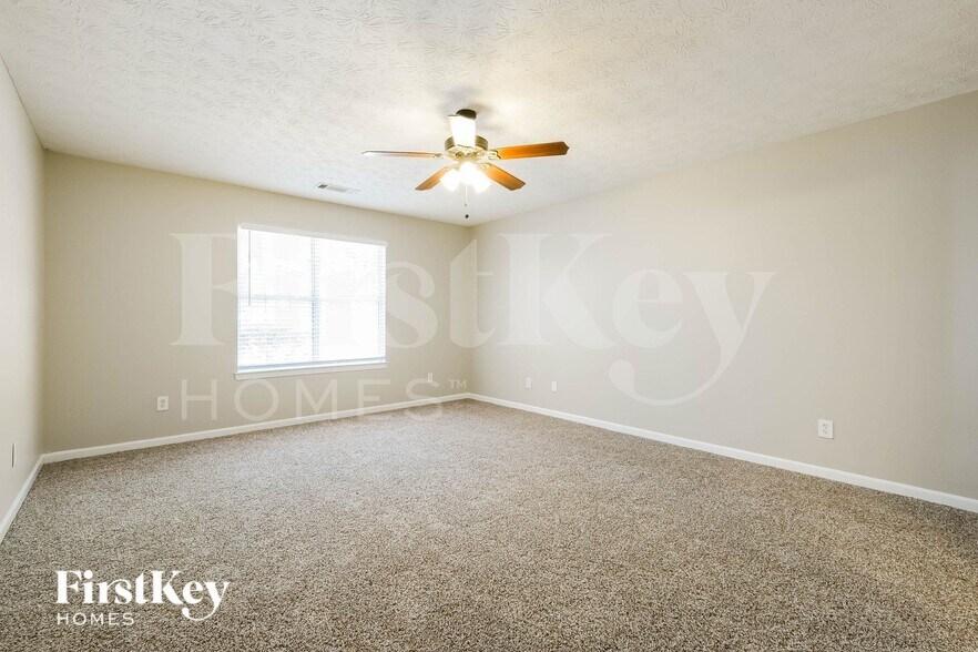 Building Photo - 738 Baskins Cir