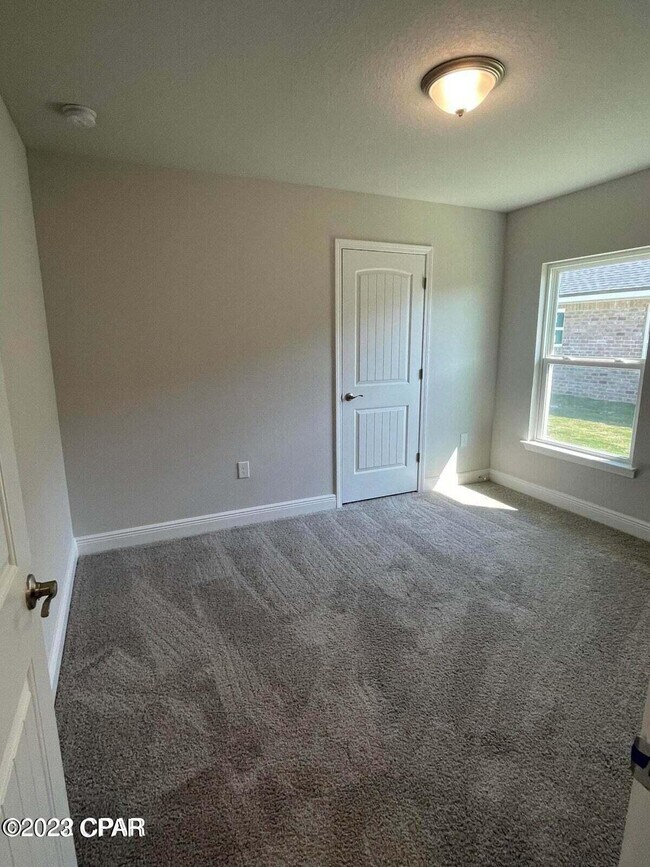 Building Photo - 3843 Heartwood St