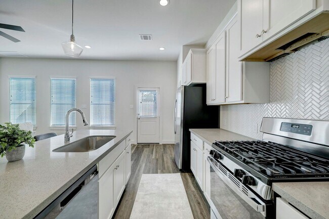 Building Photo - Contemporary Comfort with Designer Finishes