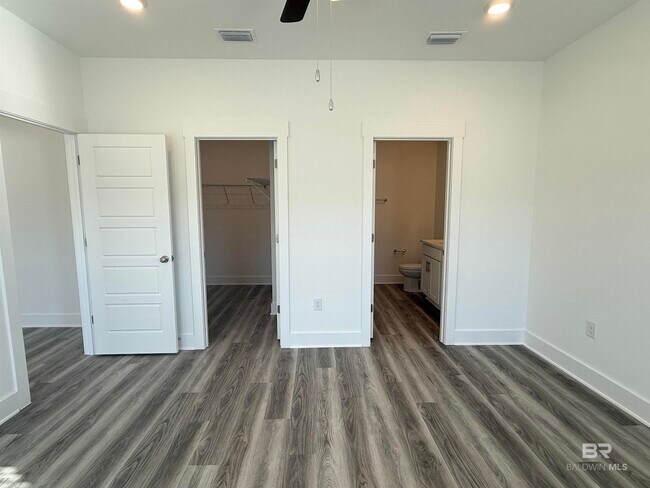Building Photo - 408 Meriwether Ct