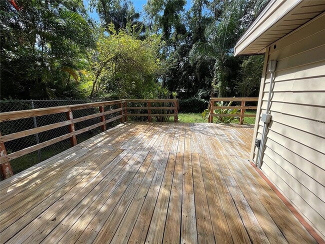 Building Photo - 2525 Emma Cir