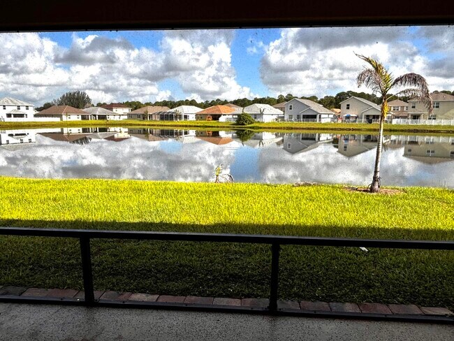 Building Photo - 9558 Sea Spray Dr