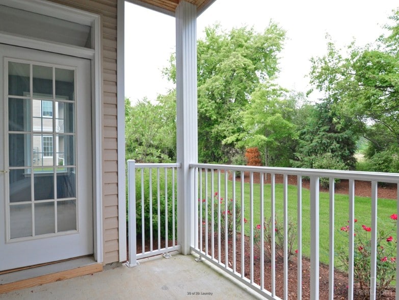 Building Photo - 417 Timberlake Dr