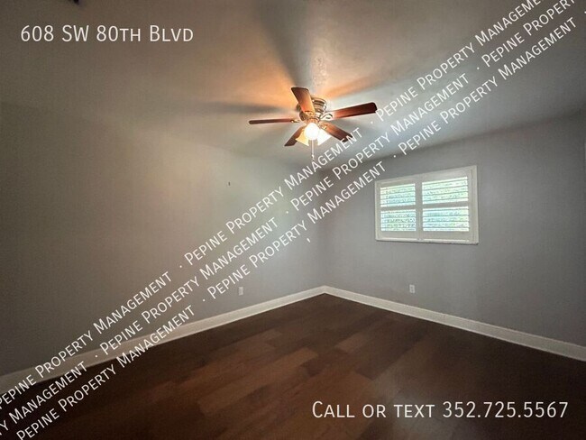 Building Photo - 608 SW 80th Blvd