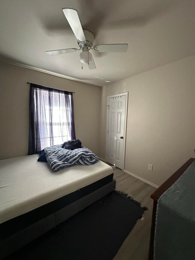 Building Photo - 6514 85th St