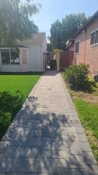 Building Photo - 2019 N Manning St