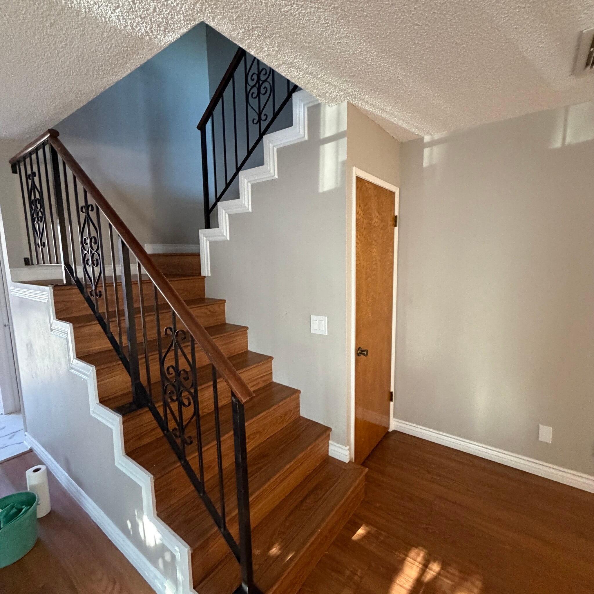 Building Photo - 17632 Los Alimos St
