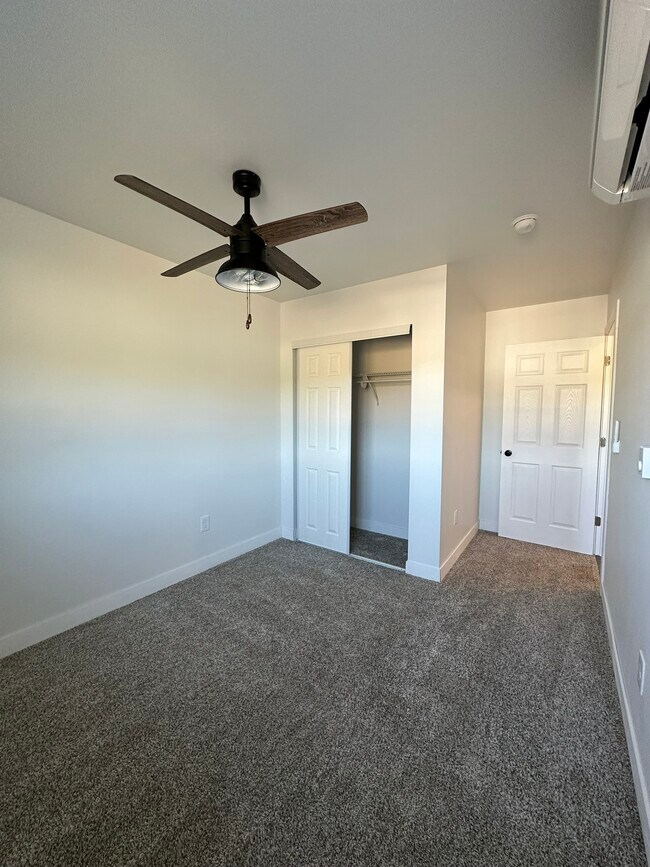 Building Photo - Valley View Estates A