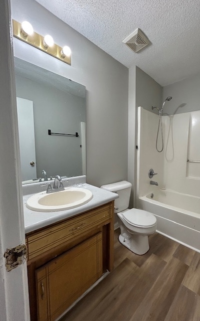 Building Photo - 2007 Lasalle Dr