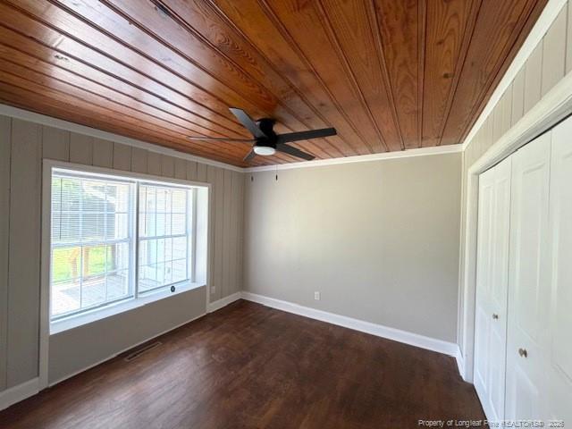 Building Photo - 909 Sandalwood Dr