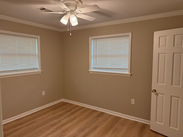 Building Photo - 1520 Crestwood Rd