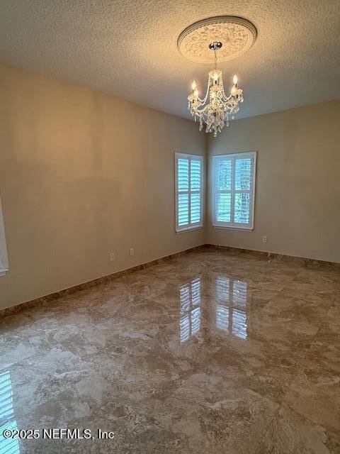 Building Photo - 2518 Willow Creek Dr