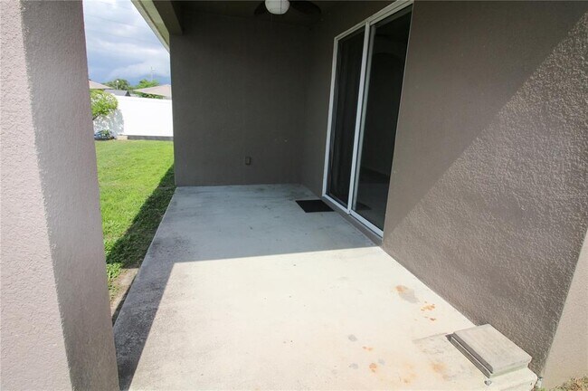 Building Photo - 811 Krenson Woods Ln