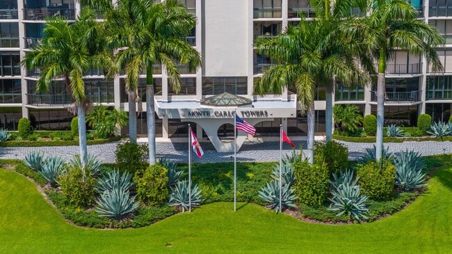 Building Photo - 3301 Bayshore Blvd