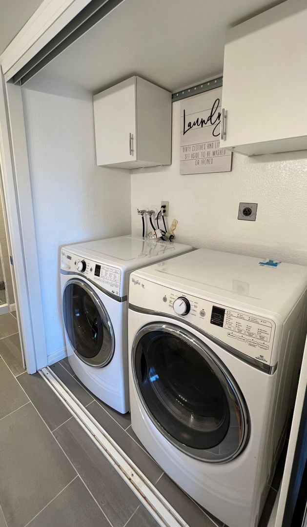 Building Photo - 2 Bedroom Condo in Rancho Bernardo with Golf Course Views