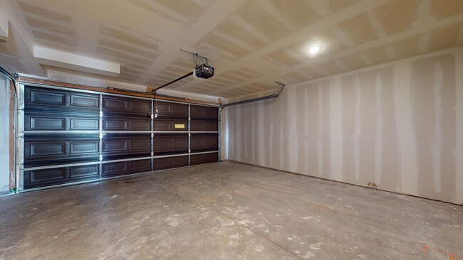 Building Photo - 539 W 1810 N