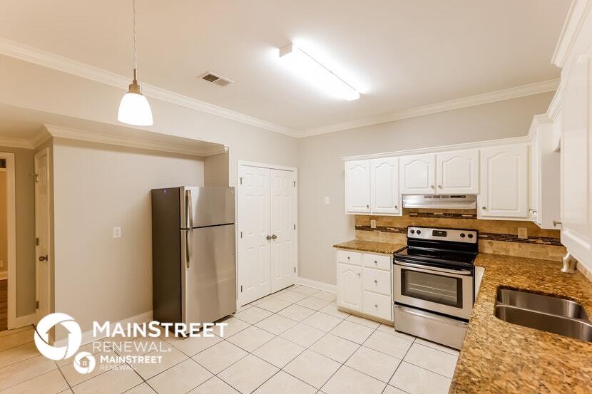 Building Photo - 1208 Riverford Dr