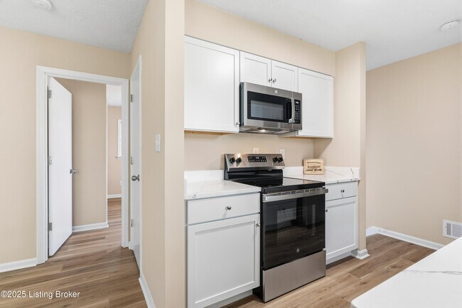 Building Photo - 2211 Wrocklage Ave