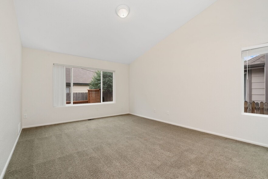 Building Photo - 1803 Fossil Creek Pkwy