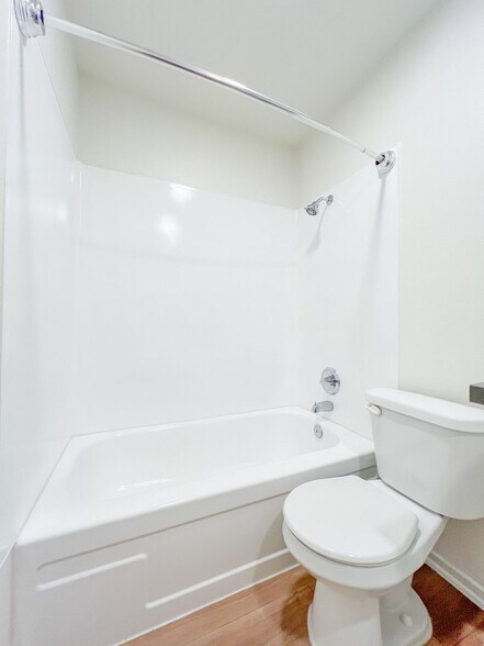 Building Photo - 2703 N Dell St