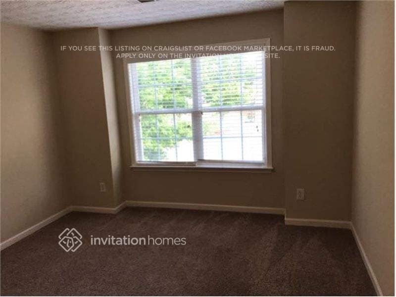 Building Photo - 2257 Pierce Way