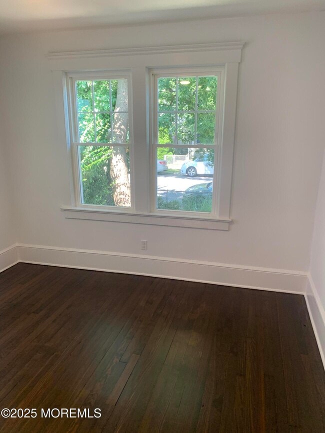 Building Photo - 1000 Sewall Ave