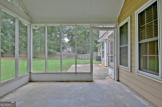 Building Photo - 101 Kimmer Rd