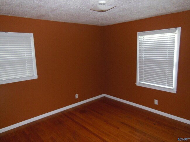 Building Photo - 1725 Millican Pl NW