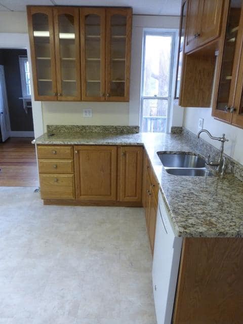 Building Photo - 40 E Ellsworth Ave