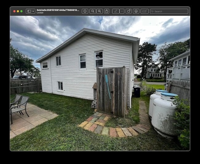 Building Photo - 159 Hills Beach Rd