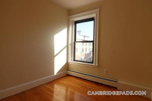 Building Photo - 9 Upland Rd