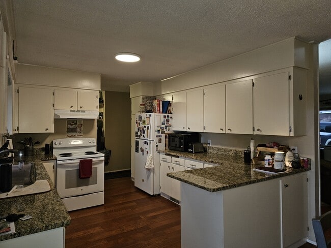 Building Photo - 25 Wapiti Dr