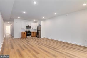 Building Photo - 2502 N 10th St