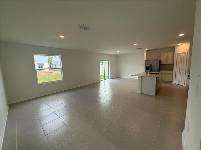 Building Photo - 4378 River Beacon Blvd