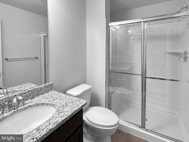 Building Photo - 2571 Hopton Ln