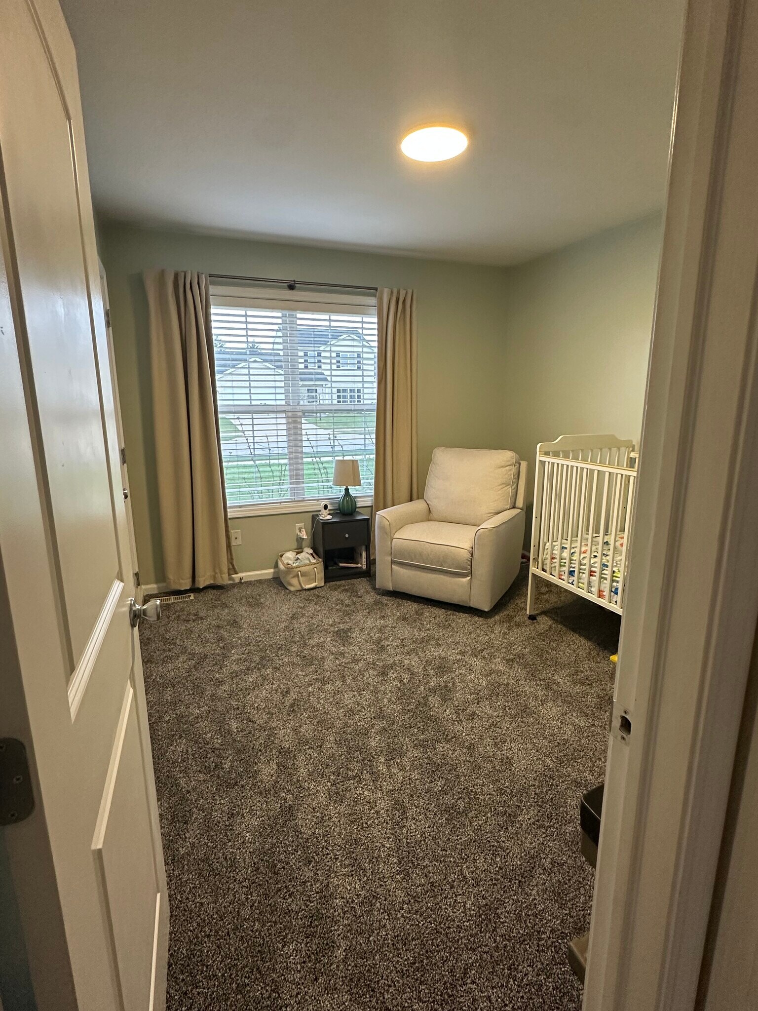 Building Photo - 9527 Acacia Psge