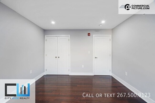 Building Photo - 929 Marlborough St