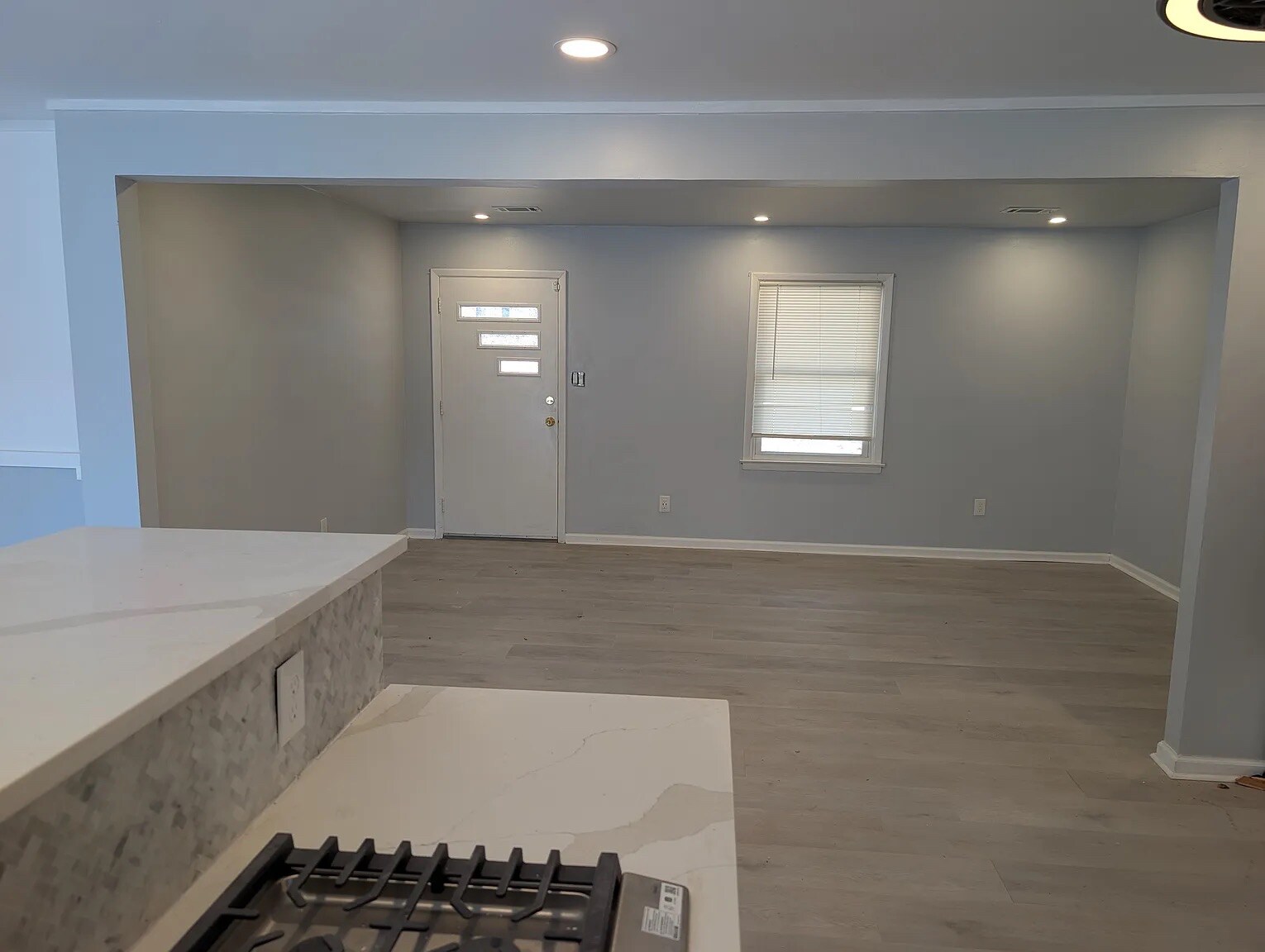 Building Photo - Room in Duplex on Union Rd SW