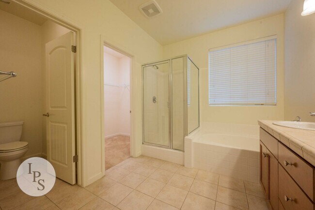 Building Photo - Harlan Ranch Clovis Home, 3BR/2BA, Amazing Community - Lots of Amenities!