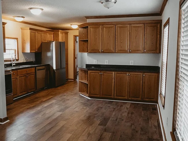 Building Photo - 3606 W Lupine Dr