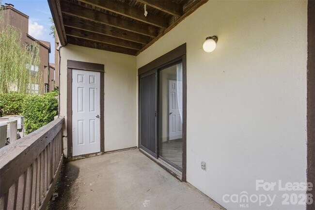 Building Photo - 8157 Cedar Glen Dr