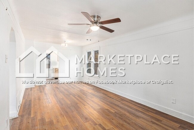 Building Photo - 6065 Plainview Ave