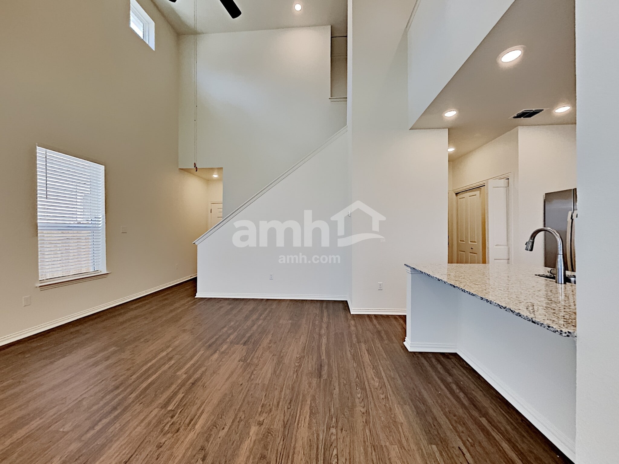 Building Photo - 2729 Meadowood Heights