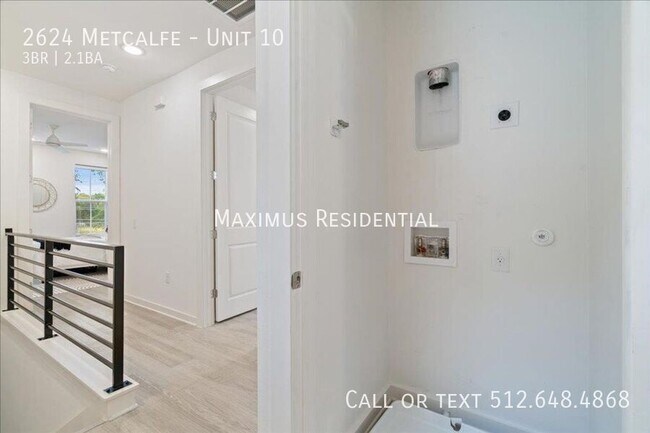 Building Photo - 2624 Metcalfe-Unit 10