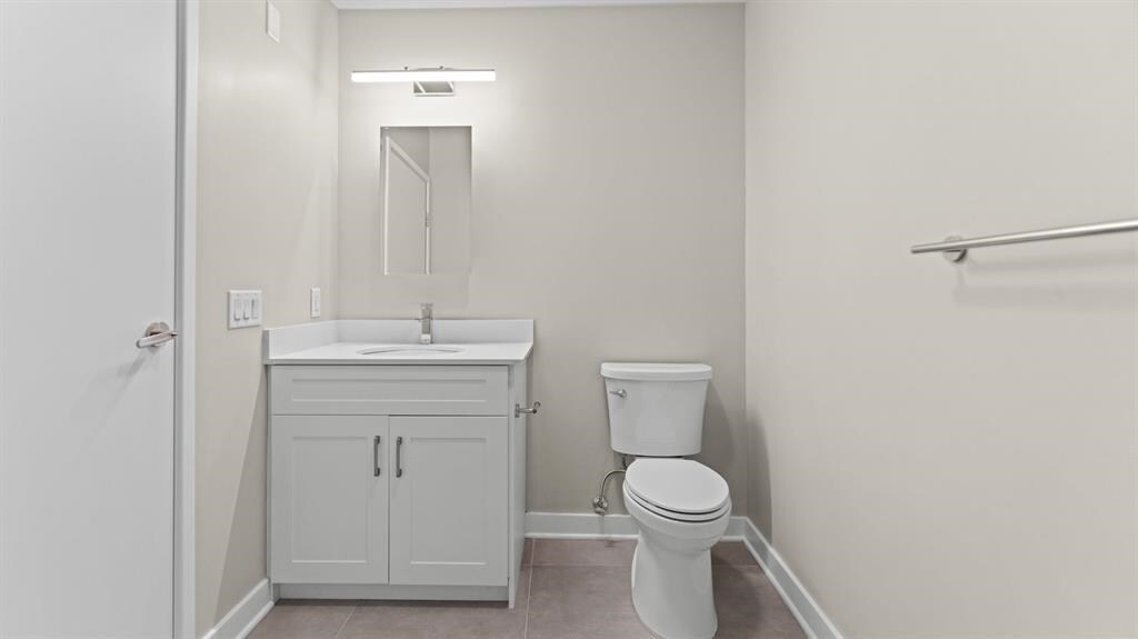 Building Photo - 475 Communipaw Ave