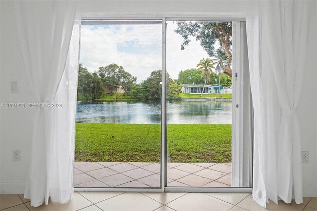 Building Photo - 1731 NW 96th Terrace