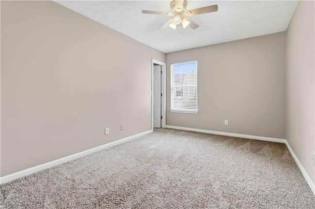 Building Photo - 405 Plantation Way
