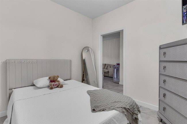 Building Photo - 114130 SW 252nd Ter