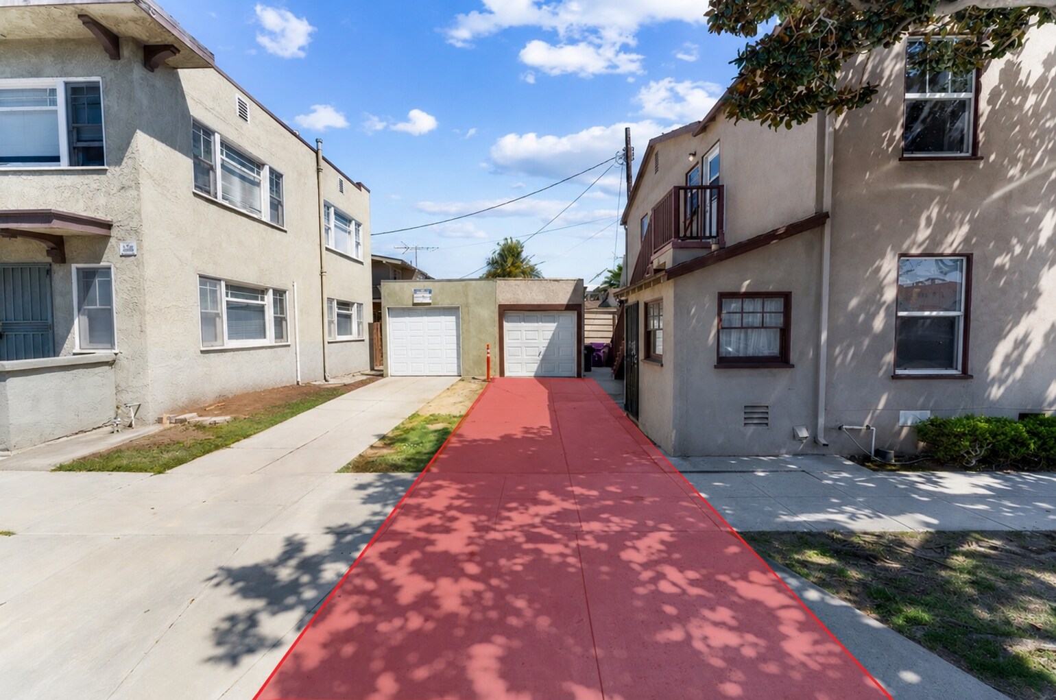 Building Photo - 202 Esperanza Ave