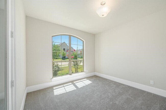 Building Photo - 2118 Germander Ln